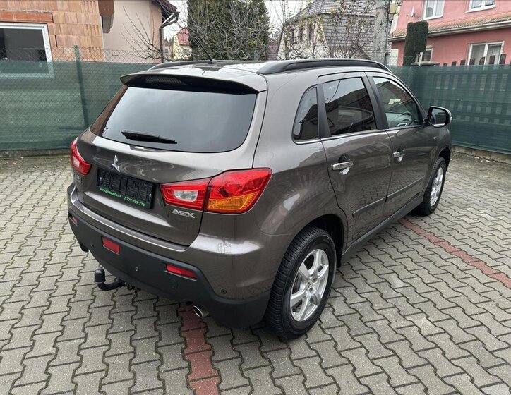 Mitsubishi ASX SUV 1,6 l 86 kw