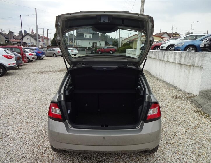 Škoda Fabia Hatchback 999,0 70 kw