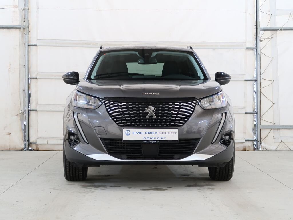 Peugeot 2008 SUV 1,2 l 96 kw