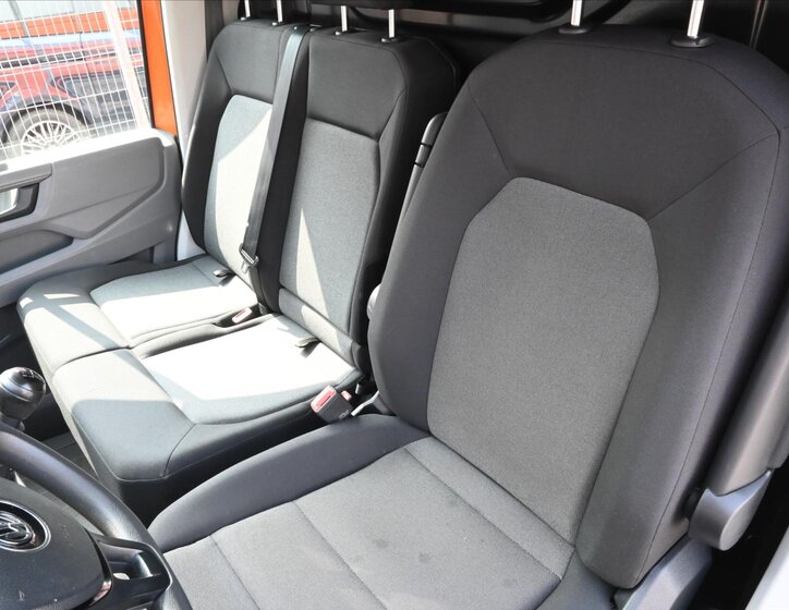 Volkswagen Crafter Skříň 2,0 l 103 kw