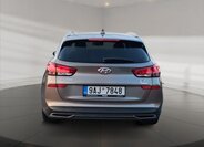 Hyundai i30 4