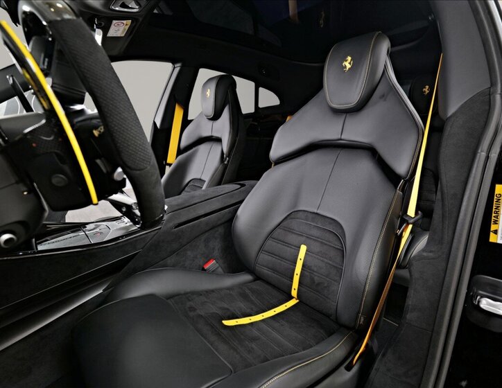 Ferrari Purosangue SUV / Terénní 6,5 l 529 kw