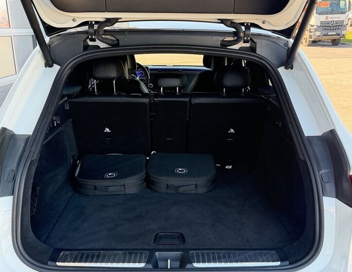 Mercedes-Benz EQE SUV / Terénní 0,0 215 kw