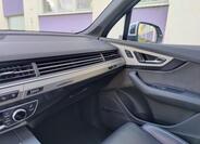 Audi Q7 38