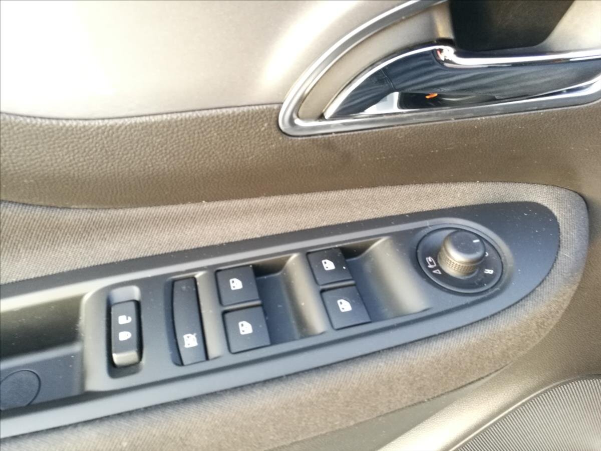 Opel Mokka MPV 1,6 l 100 kw