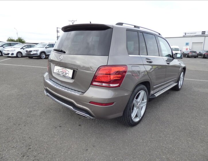 Mercedes-Benz GLK 3