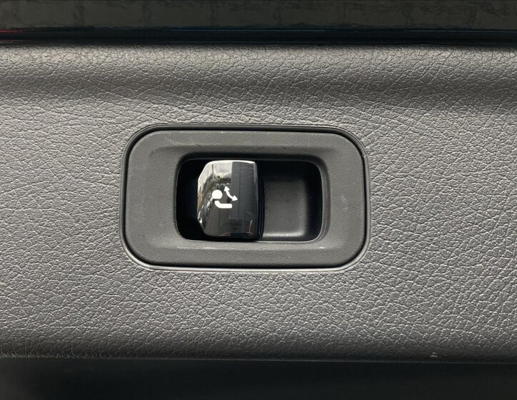 Mercedes-Benz EQE SUV / Terénní 0,0 300 kw