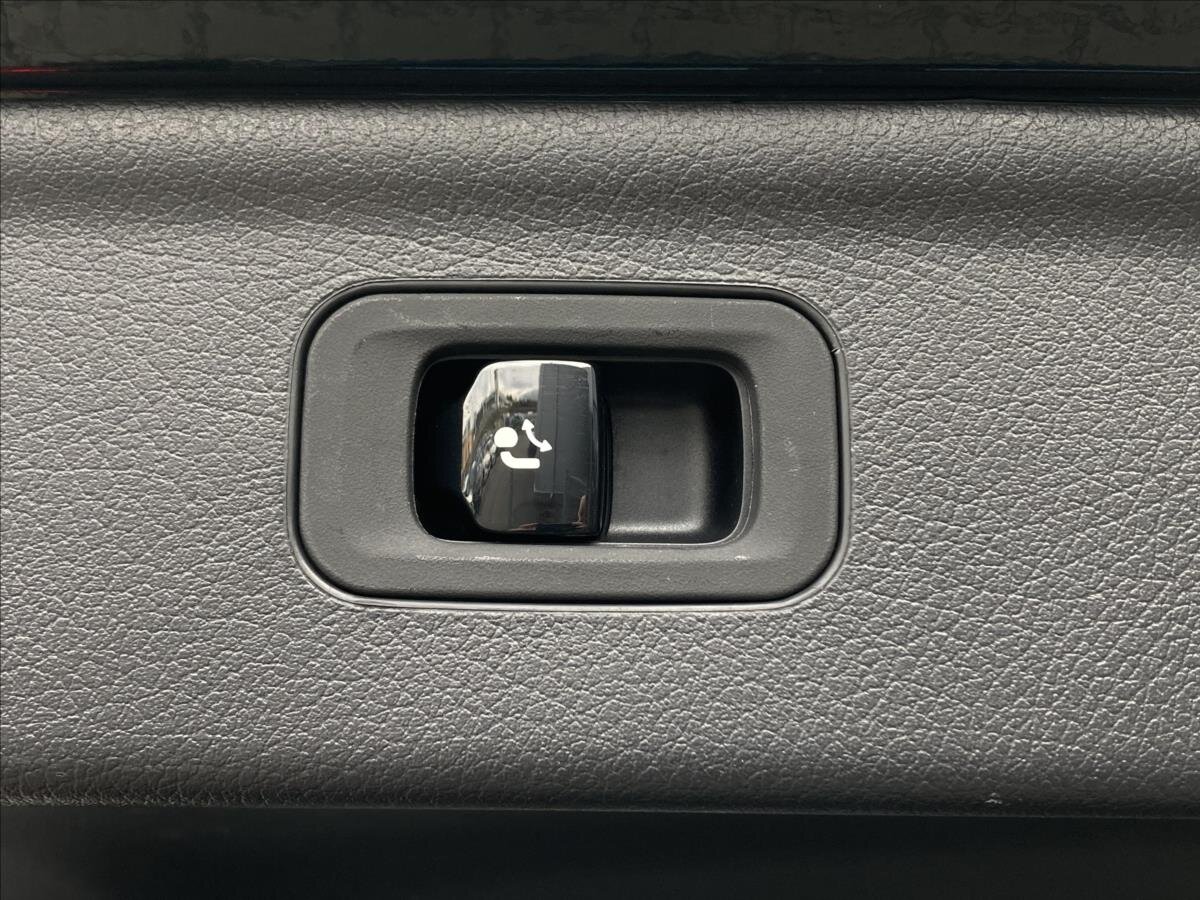 Mercedes-Benz EQE SUV / Terénní 0,0 300 kw