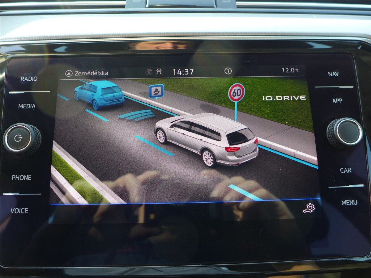 Volkswagen Passat Kombi 2,0 l 110 kw