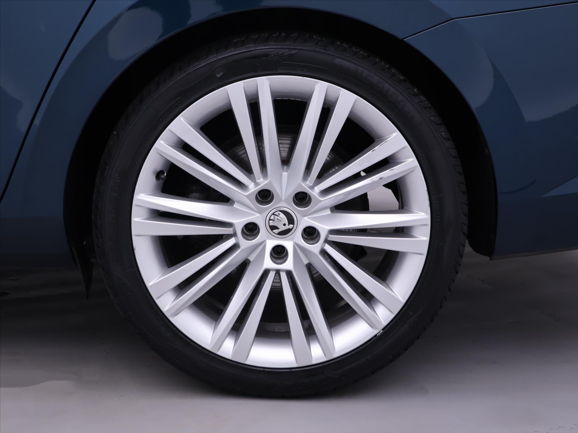 Škoda Superb Kombi 2,0 l 110 kw