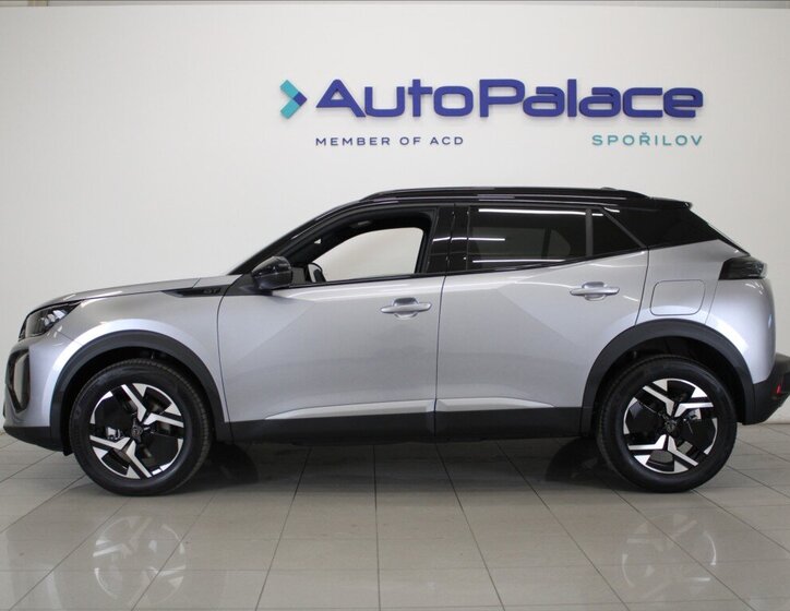 Peugeot 2008 SUV / Terénní 1,2 l 107 kw