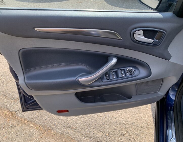 Ford Mondeo Kombi 2,0 l 103 kw