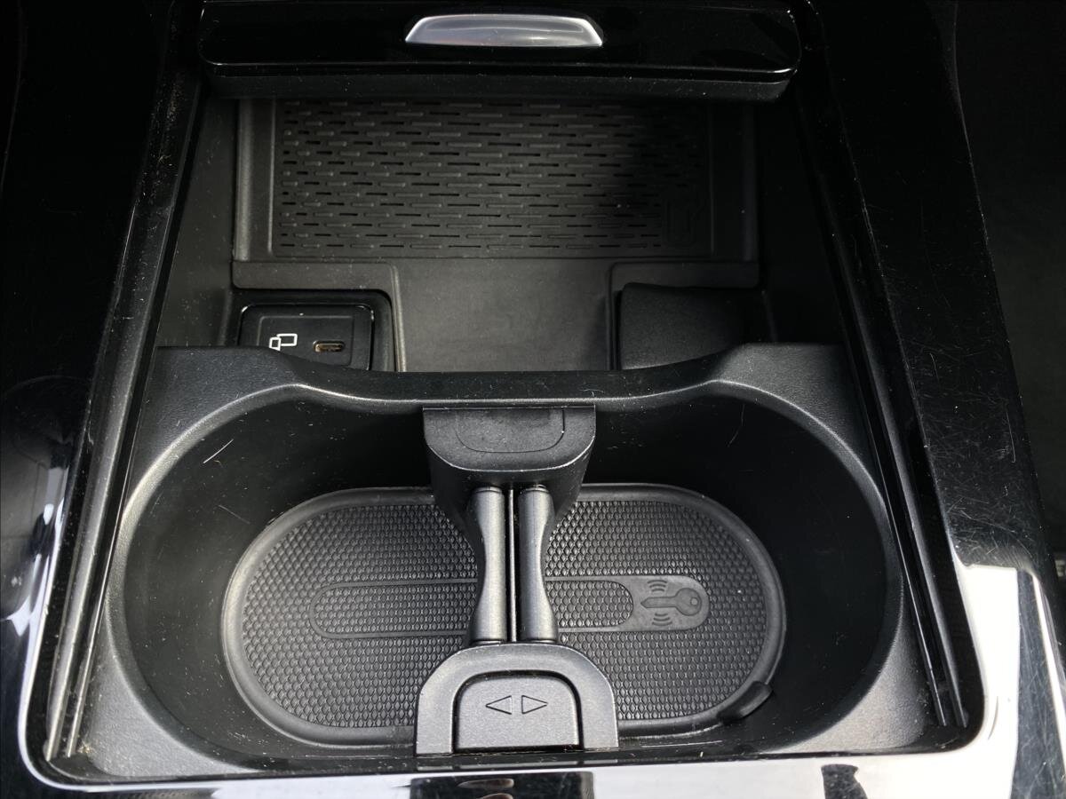 Mercedes-Benz CLA Kupé 1,3 l 118 kw