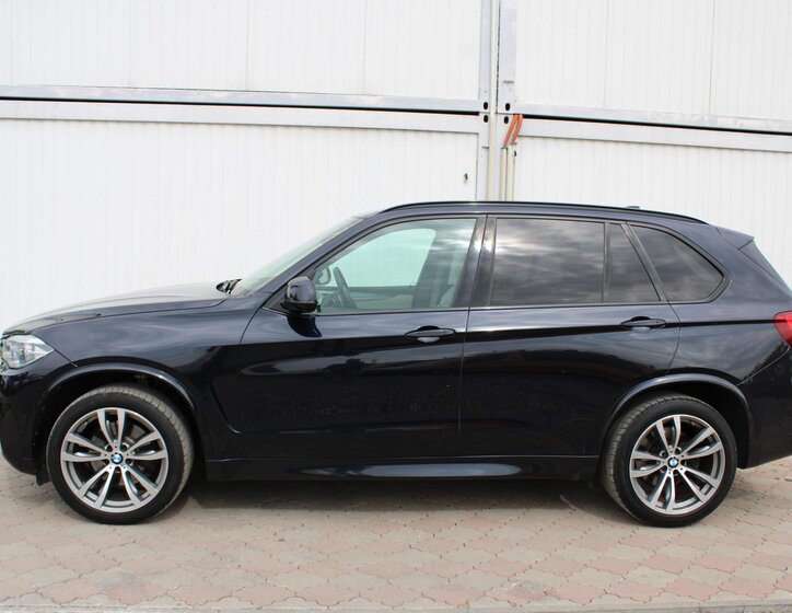 BMW X5 SUV / Terénní 3,0 l 225 kw