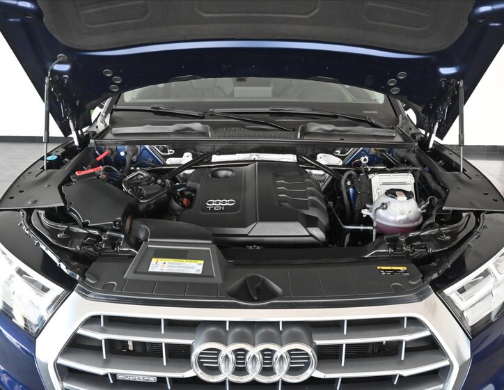 Audi Q5 SUV 2,0 l 140 kw