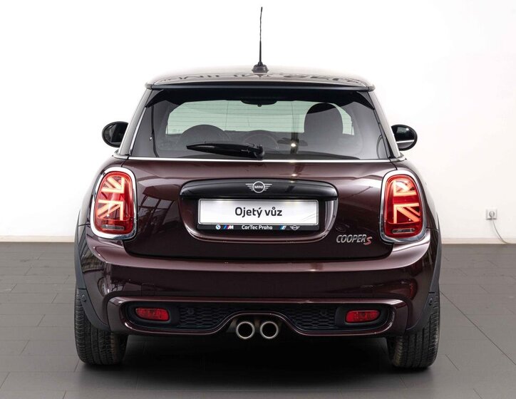 Mini Cooper Hatchback 2,0 l 141 kw