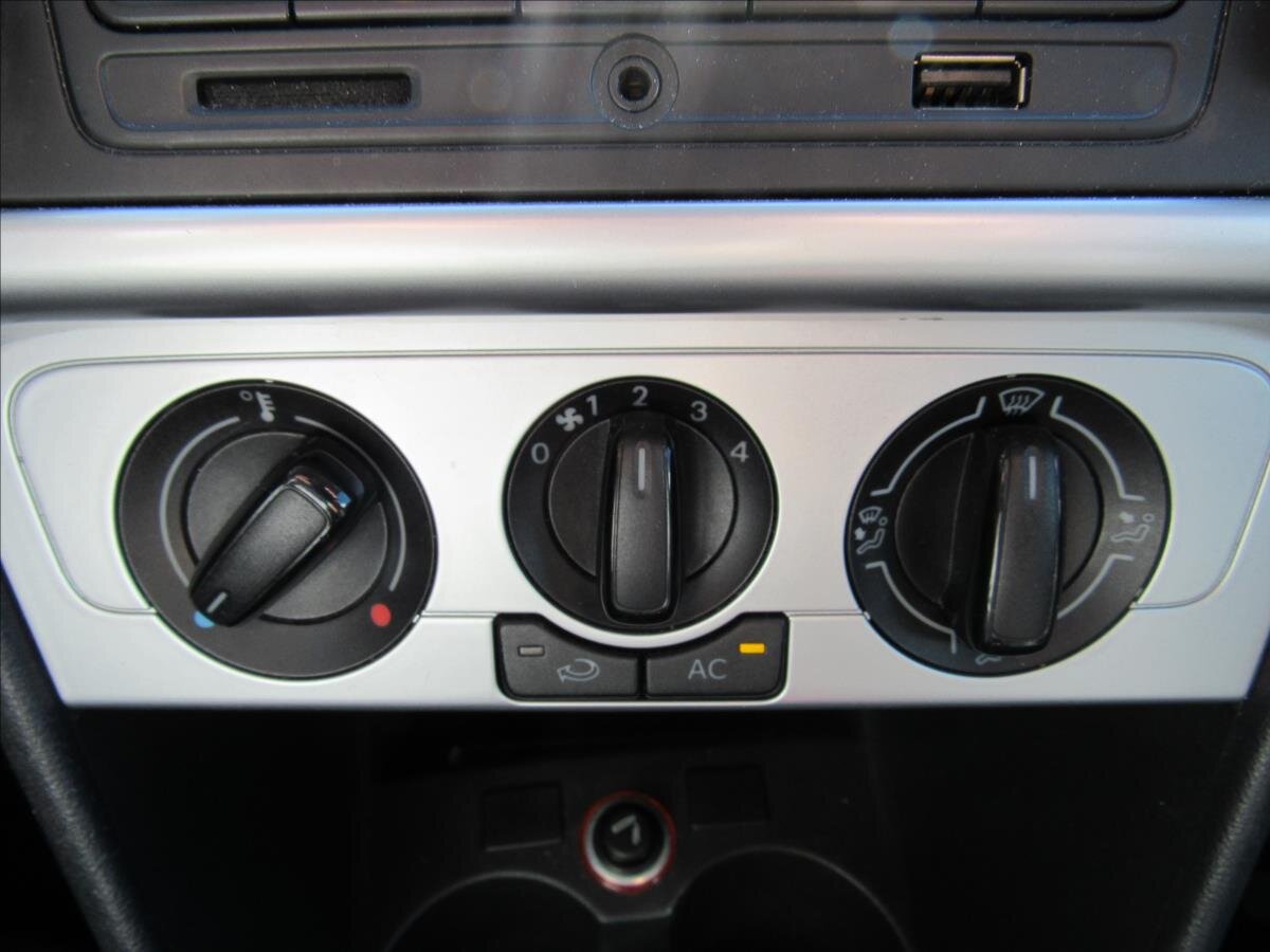 Volkswagen Polo Hatchback 1,6 l 66 kw