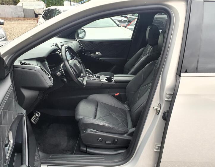 DS Automobiles DS7 Crossback 9