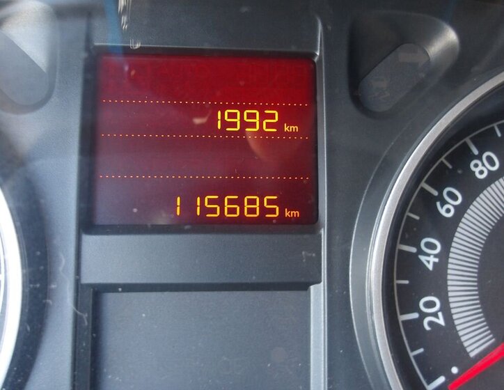 Peugeot 301 Sedan / Limuzína 1,2 l 53 kw