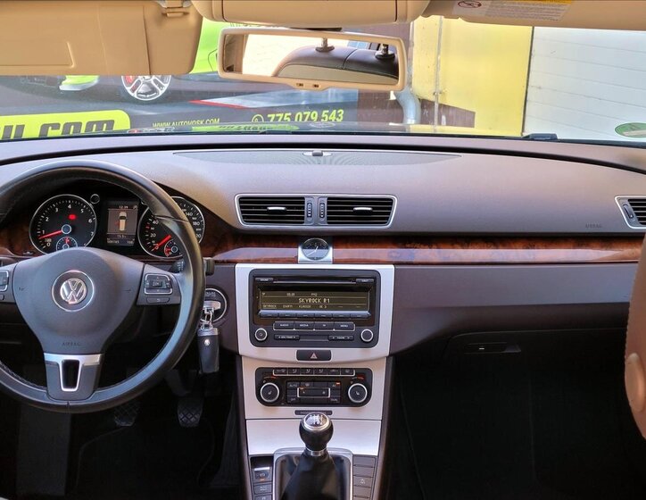 Volkswagen Passat Kombi 1,4 l 90 kw