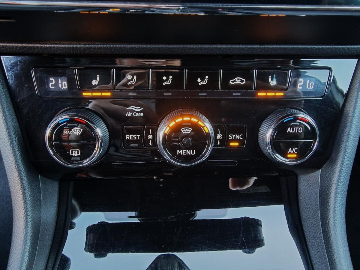 Škoda Superb Kombi 2,0 l 140 kw