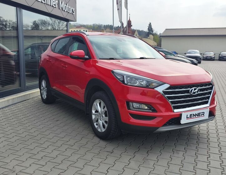 Hyundai Tucson SUV / Terénní 1,6 l 100 kw