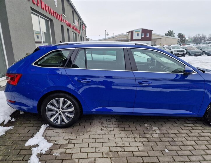 Škoda Superb Kombi 1,5 l 110 kw