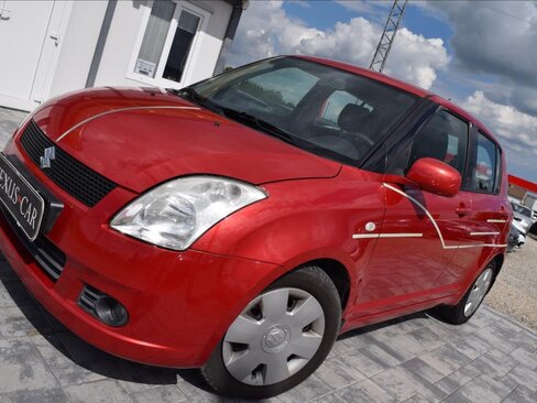 Suzuki Swift Hatchback 1,3 l 67 kw
