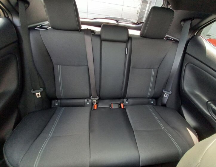 Toyota Yaris Cross SUV 1,5 l 96 kw