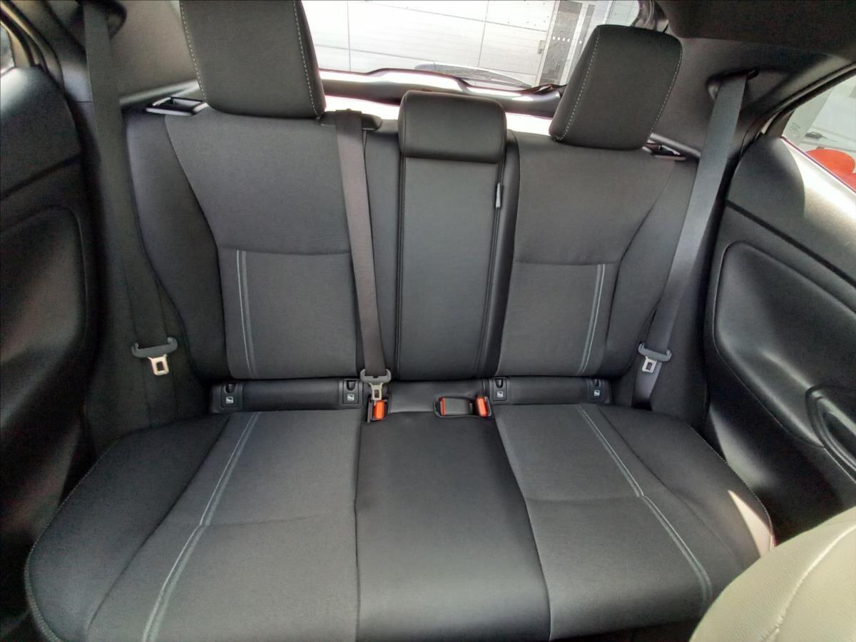 Toyota Yaris Cross SUV 1,5 l 96 kw