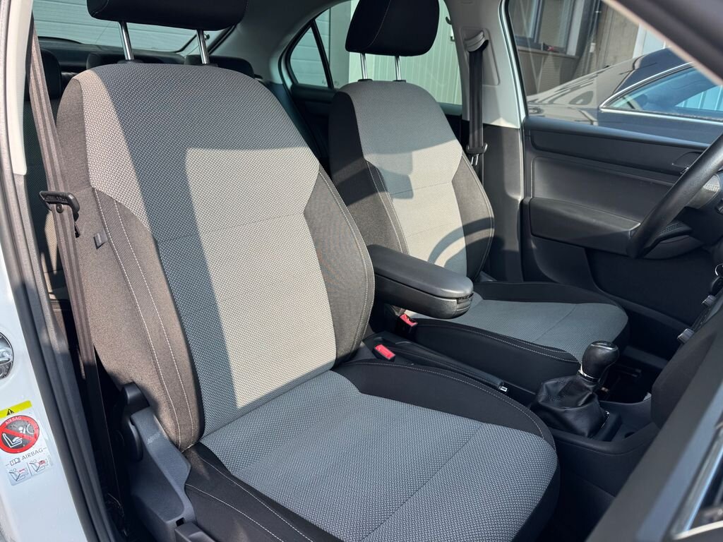 Škoda Rapid Sedan / Limuzína 1,6 l 77 kw