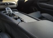 Volvo XC90 SUV / Terénní 2,0 l 173 kw