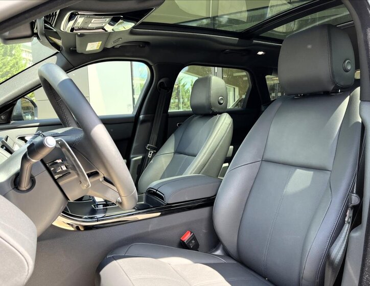 Land Rover Range Rover Velar SUV / Terénní 2,0 l 150 kw