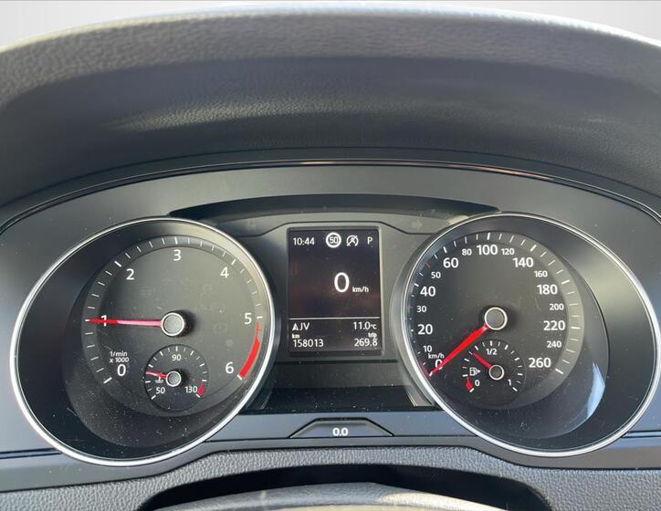 Volkswagen Passat 12