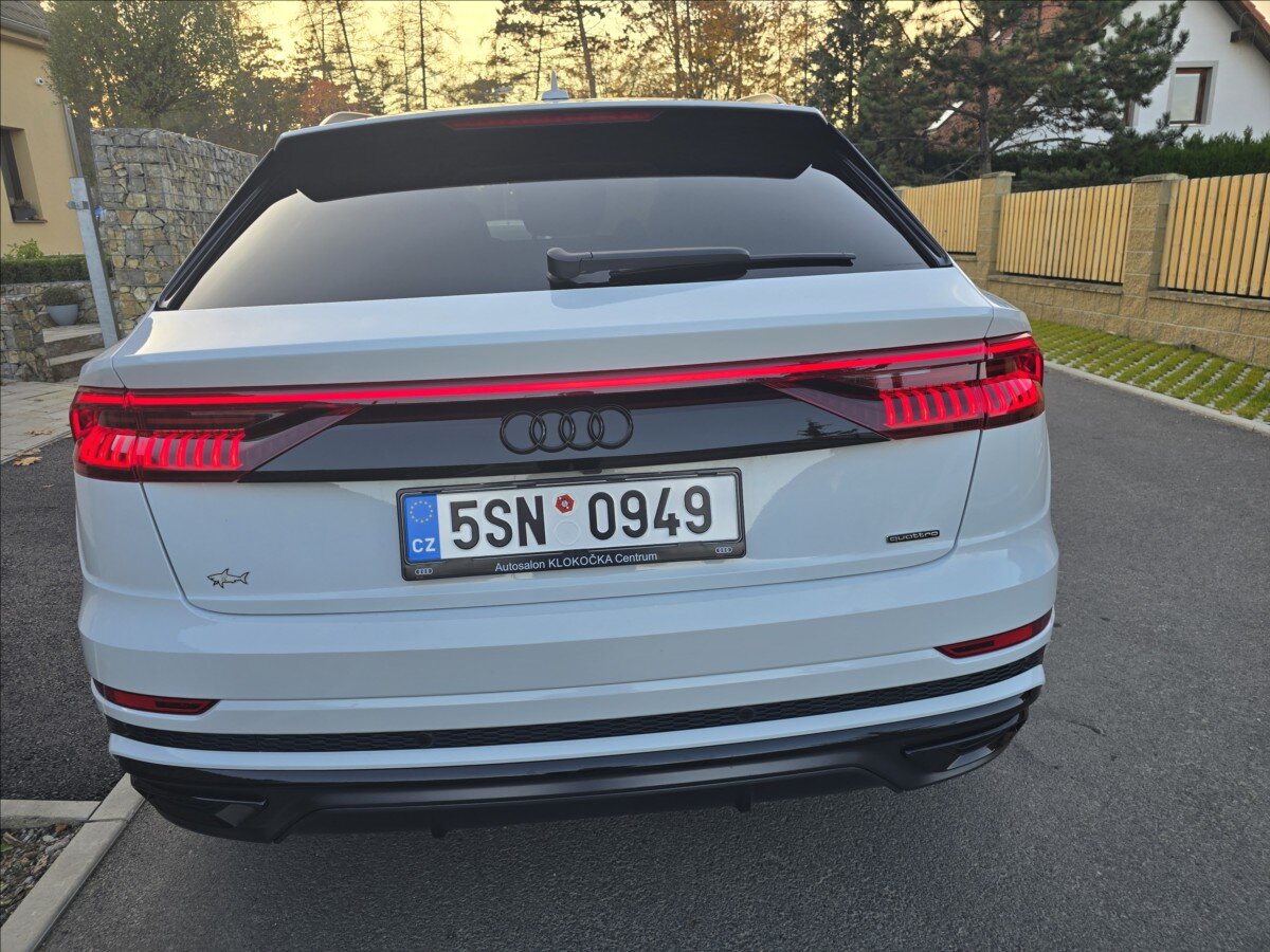 Audi Q8 Hatchback 3,0 l 210 kw