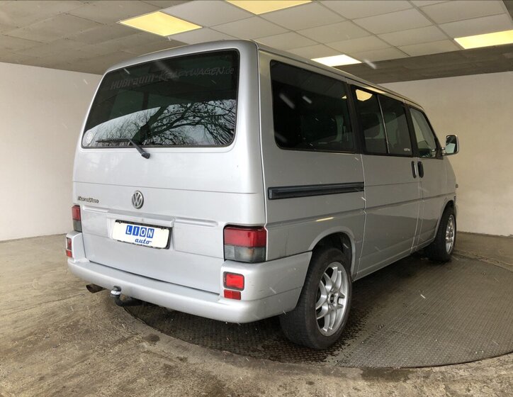 Volkswagen Caravelle 7