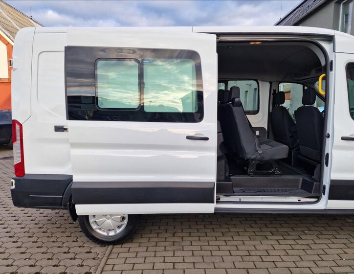 Ford Transit 17