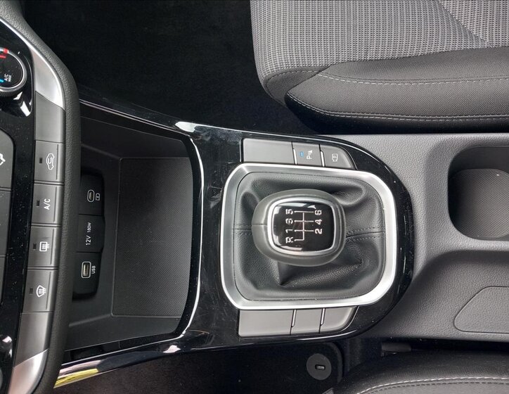 Hyundai i30 Hatchback 1,5 l 70 kw