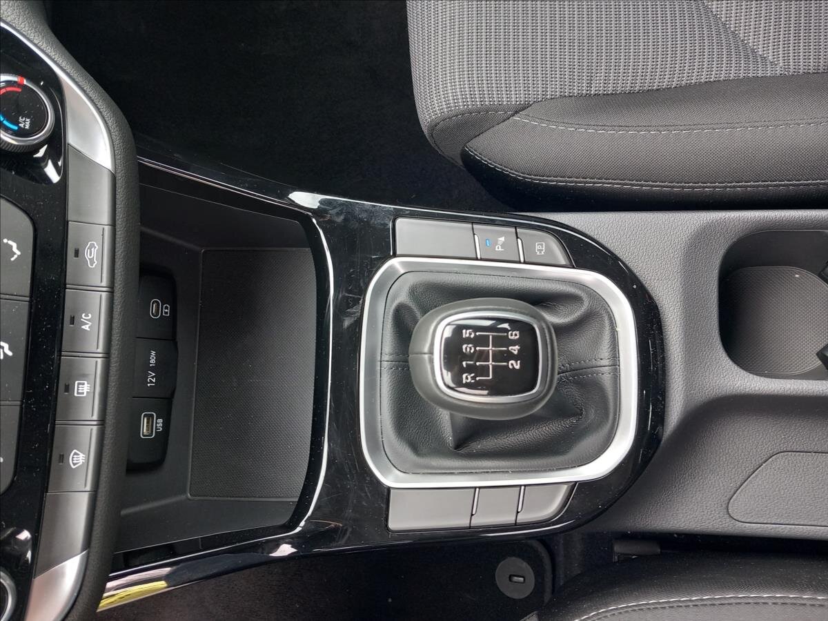 Hyundai i30 Hatchback 1,5 l 70 kw