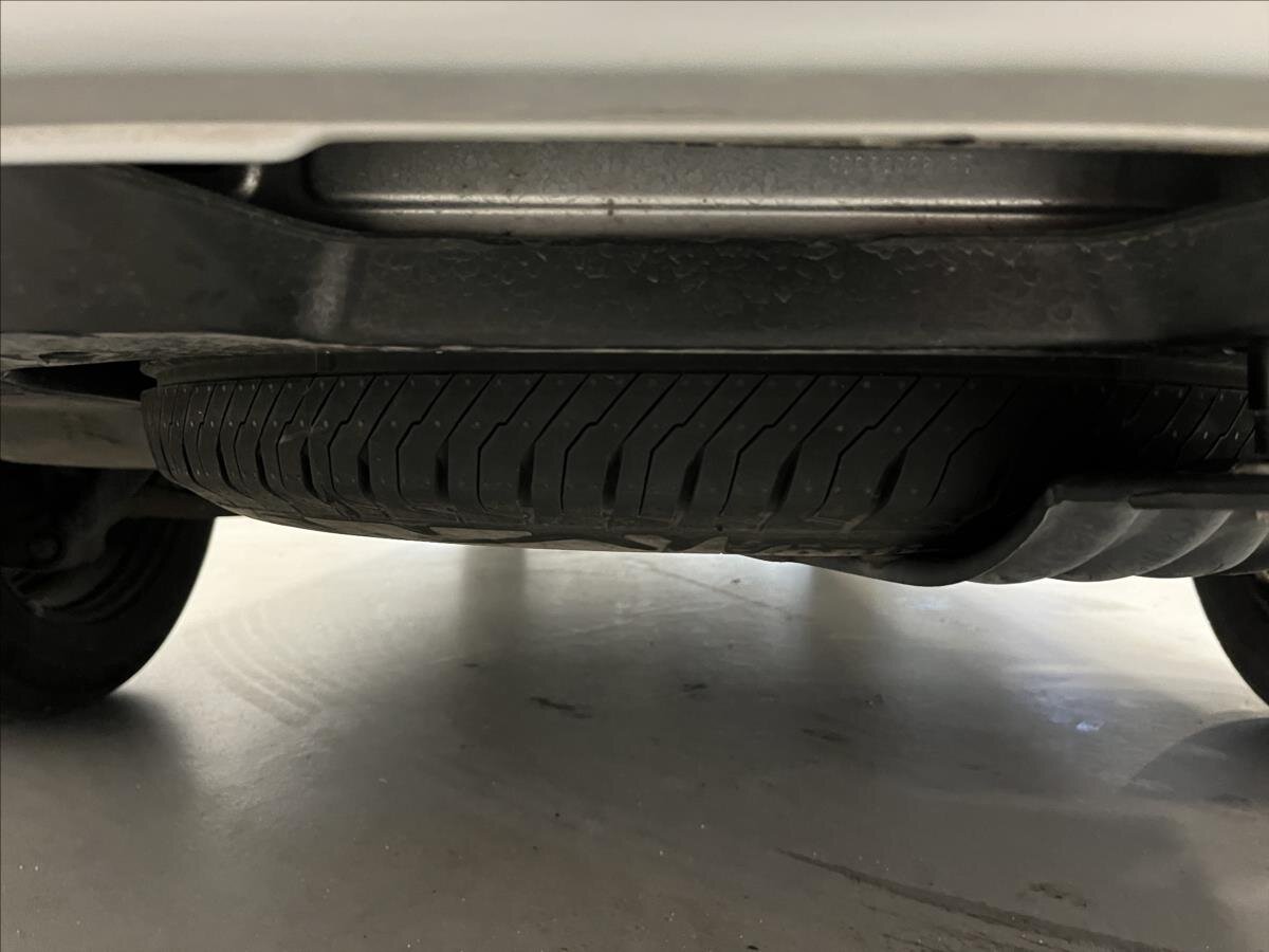 Volkswagen Caravelle Kombi 2,0 l 110 kw