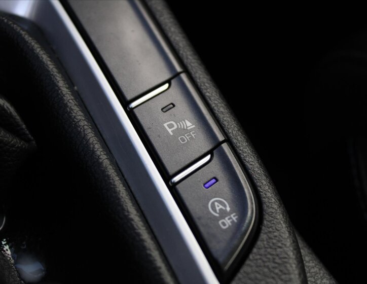 Hyundai i30 Hatchback 998,0 88 kw