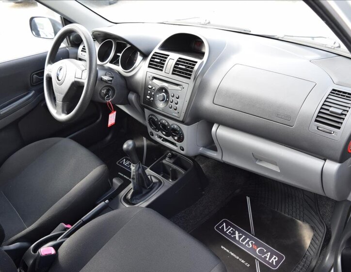 Subaru Justy Hatchback 1,3 l 66 kw