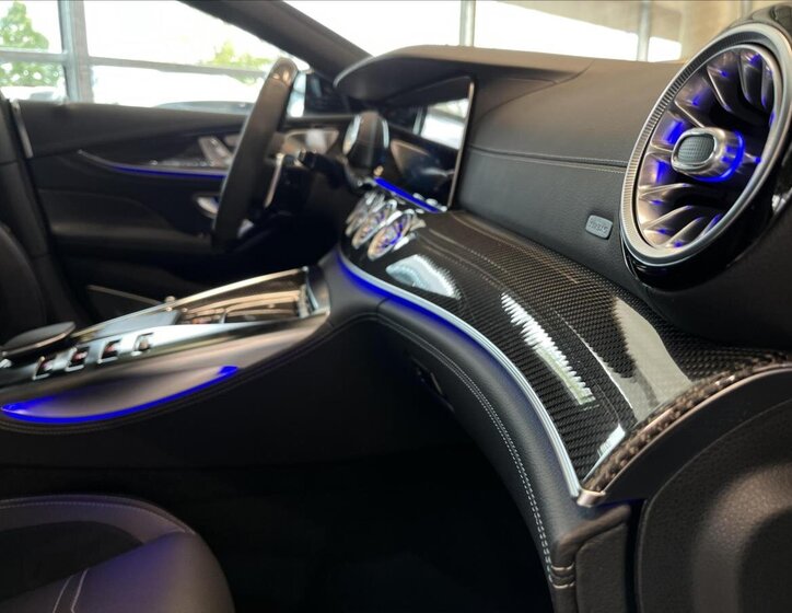 Mercedes-Benz AMG GT Sedan 4,0 l 470 kw