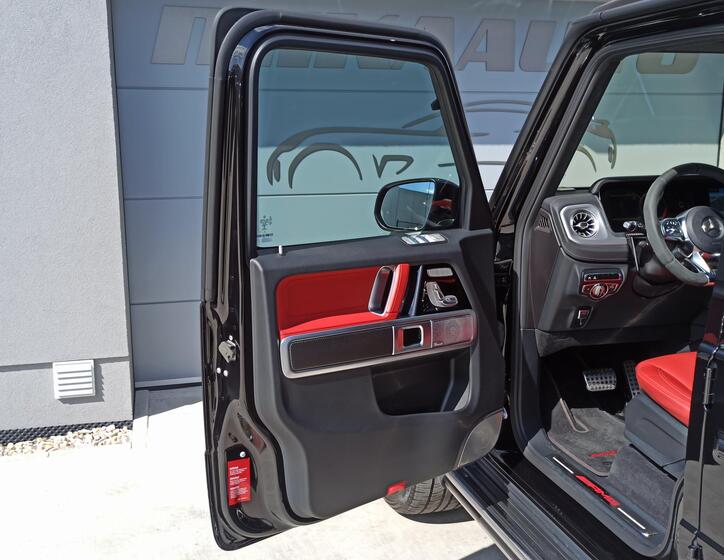 Mercedes-Benz Třídy G 32