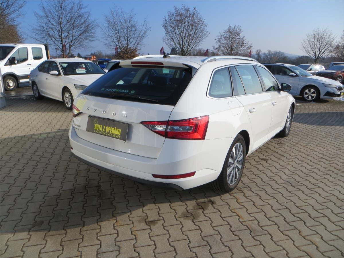 Škoda Superb Kombi 2,0 l 110 kw