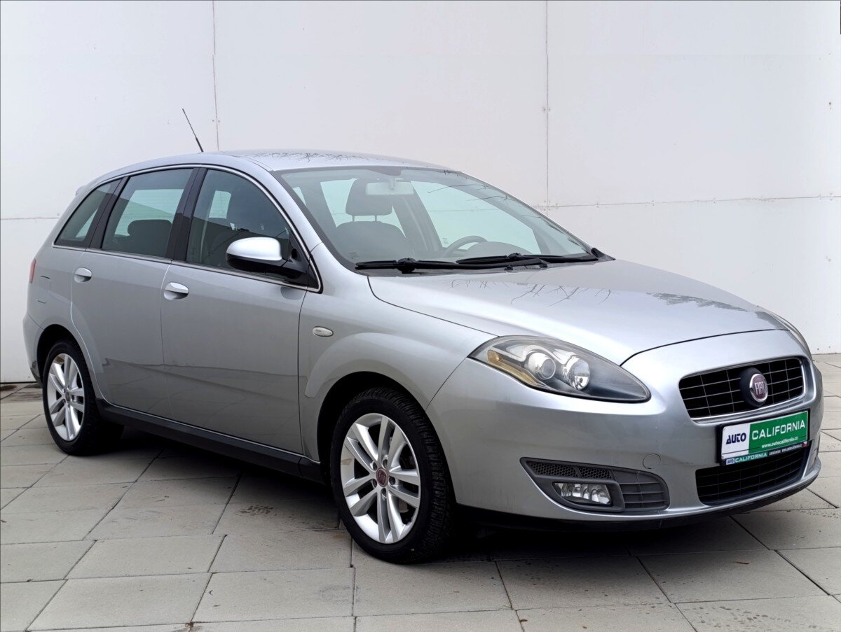 Fiat Croma Kombi 1,9 l 88 kw