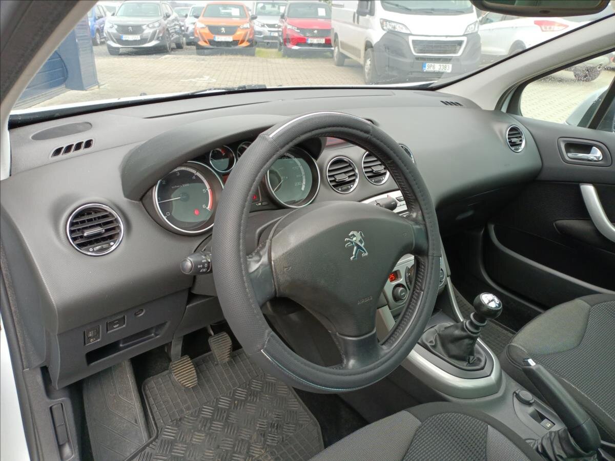 Peugeot 308 Kombi 1,6 l 82 kw