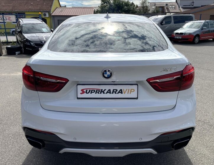 BMW X6 SUV 3,0 l 230 kw