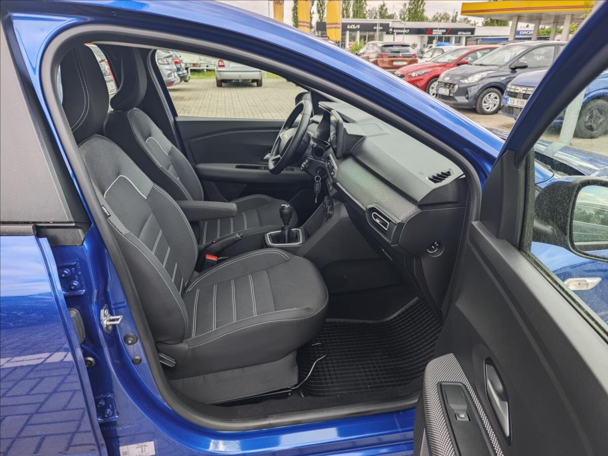 Dacia Sandero Hatchback 999,0 67 kw