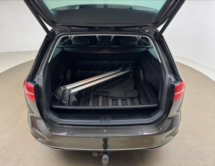 Volkswagen Passat 52